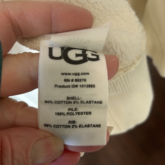 UGG Karoline leopard print robe, cream and tan with cozy Sherpa lining and tie - Picture 6 of 7